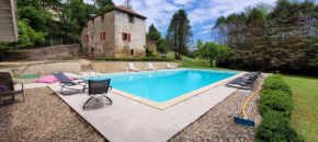 Grande maison pour 8 - Tranquillité - Piscine